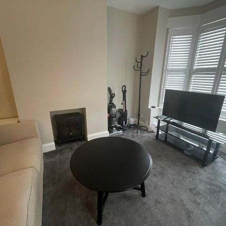 Family Home Copnor ポーツマス エクステリア 写真